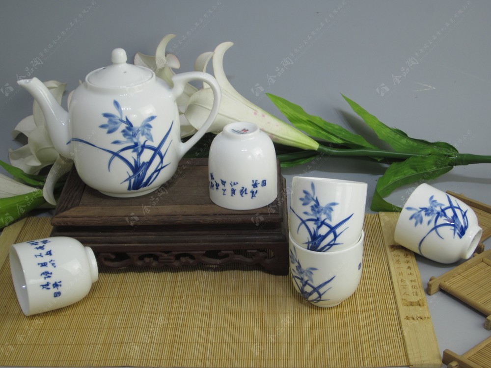 7头青花茶具--兰花