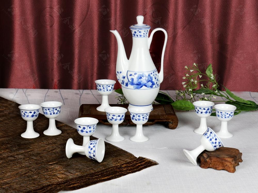 11头手绘青花酒具--花满园
