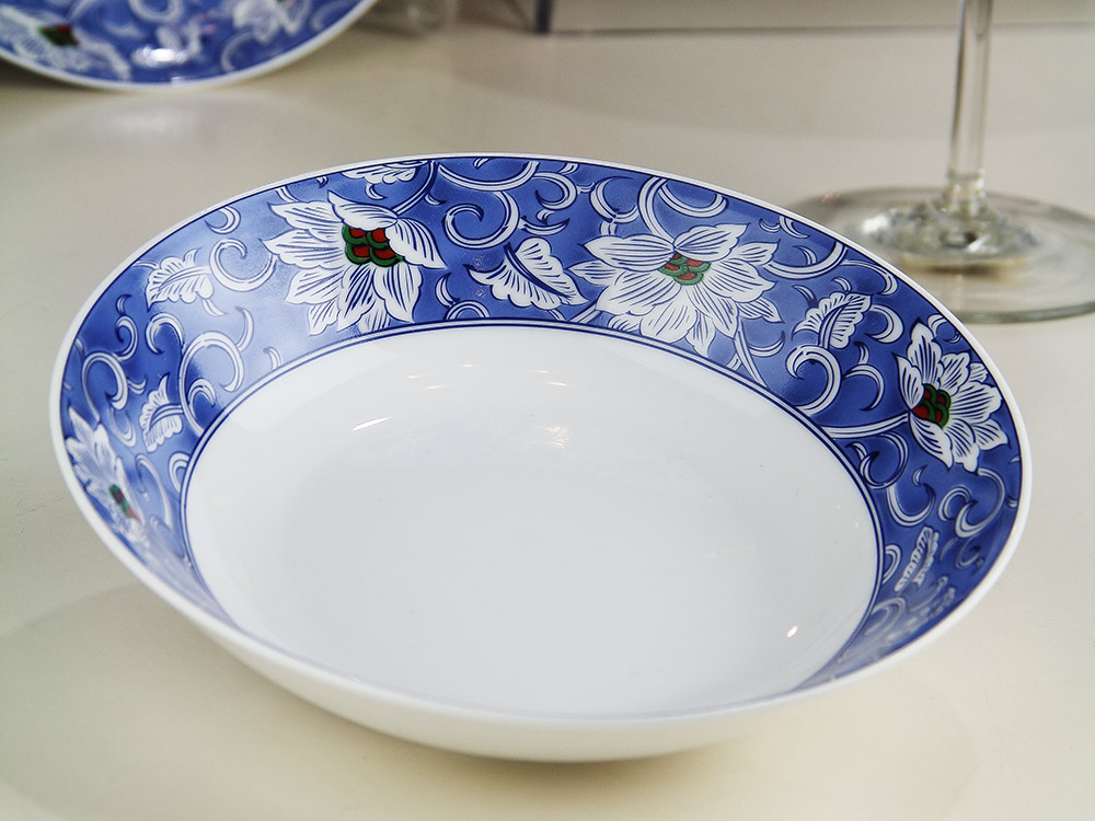 58头中餐具--蓝锦百合