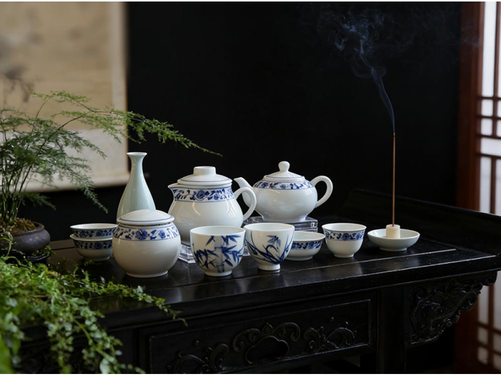 13头手绘青花牡丹花边纹茶具